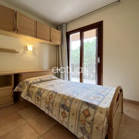 Cavall Bernat 2 * Castell-Platja d’Aro